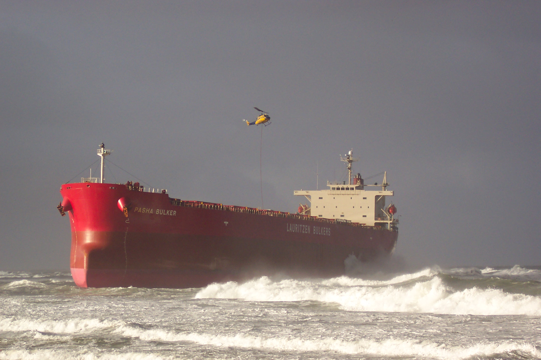 PashaBulker grounded, Newcastle